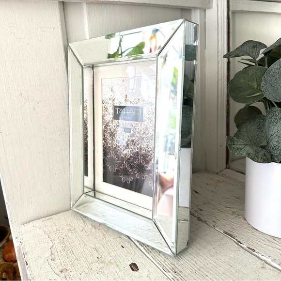 Tahari Accents Pair Mirrored Tahari Picture Frames Photo Frames 4x6